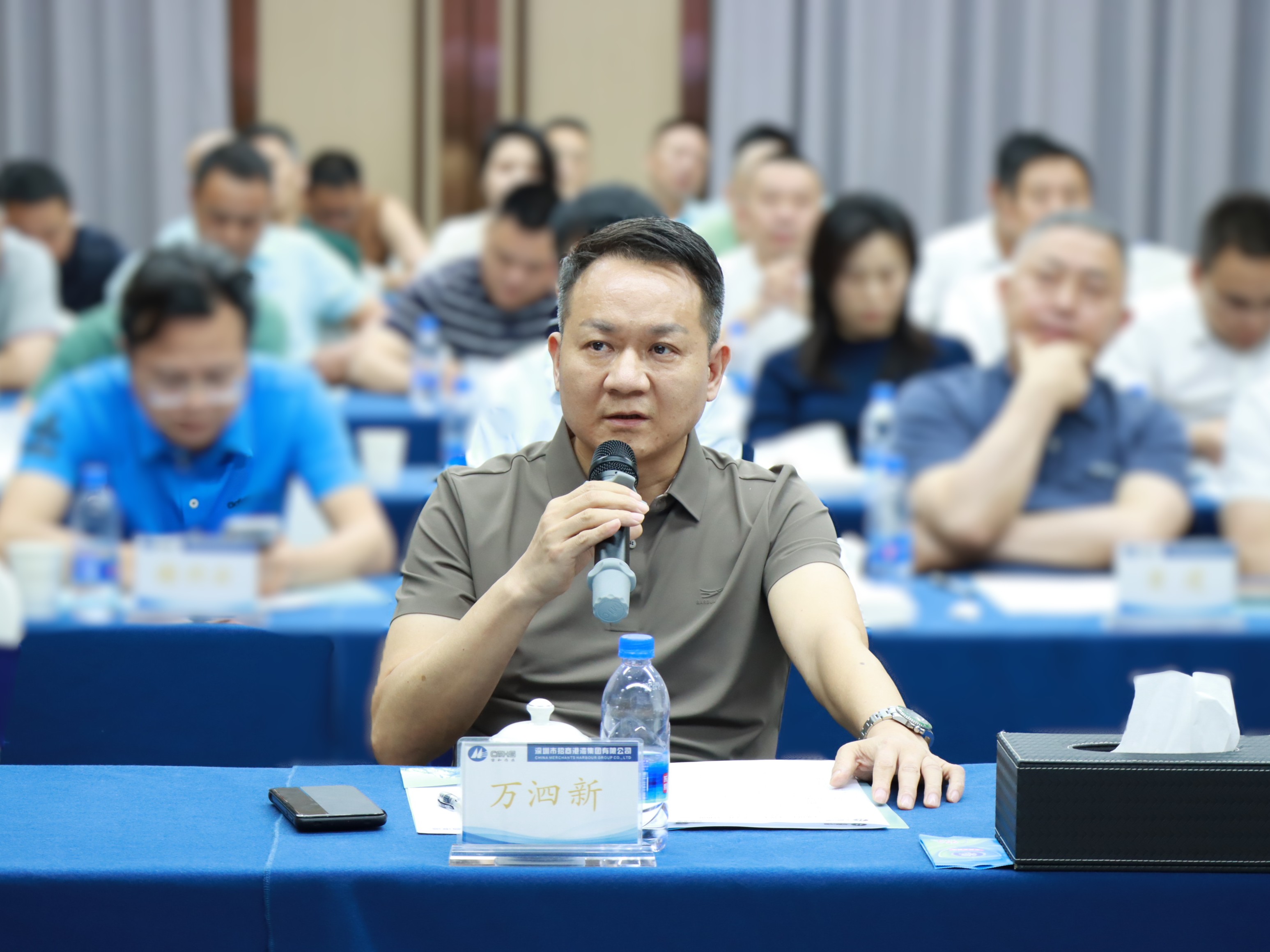 集團副總裁萬泗新發言.JPG